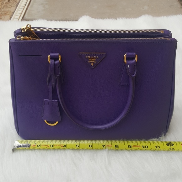 Prada bag Year 2012😊@ - Picture 6 of 8